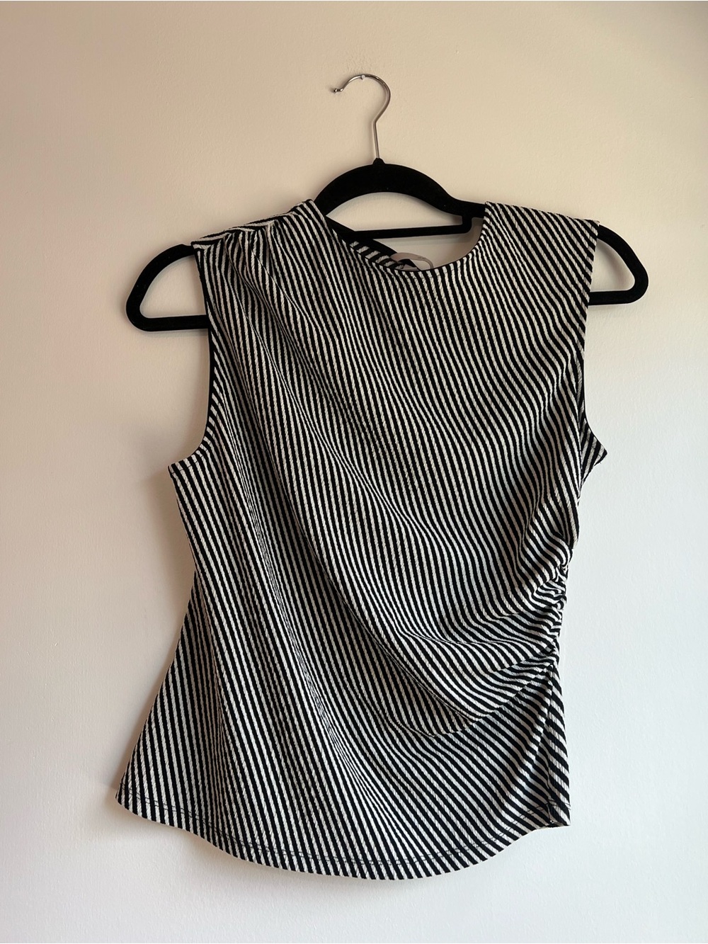 H&M Black and White Striped Sleeveless Tank